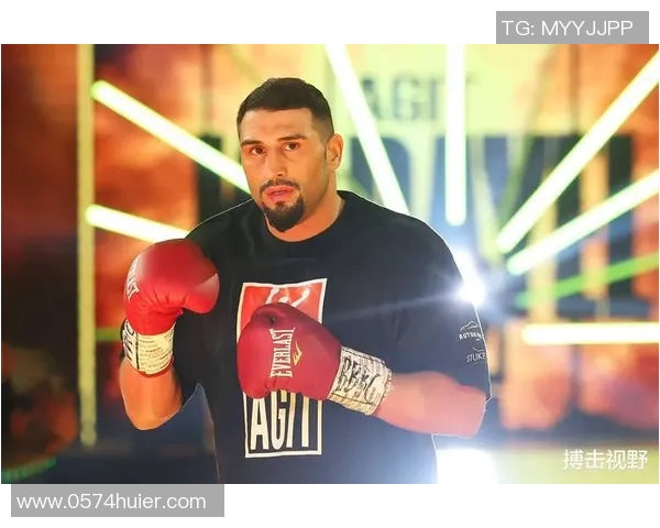 布莱德海登与一龙的巅峰对决谁将成为搏击界的新传奇